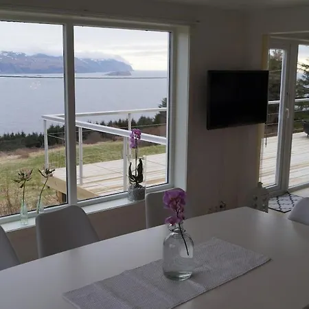 Kvalheim Nordfjord Feriehus