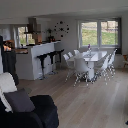 Kvalheim Nordfjord * Myre